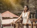 woman gb9d9329be